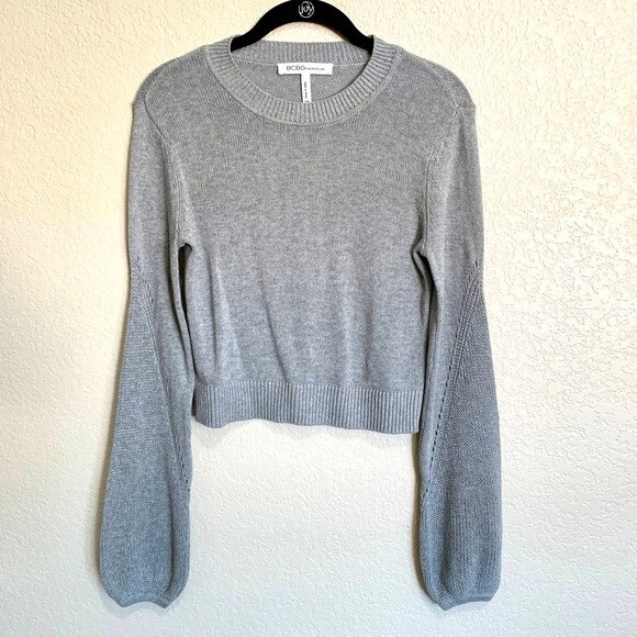 BCBGeneration Gray sweater Eyelet Sleeve Crop Crew Neck Knit Pullover size XXS - Picture 1 of 6